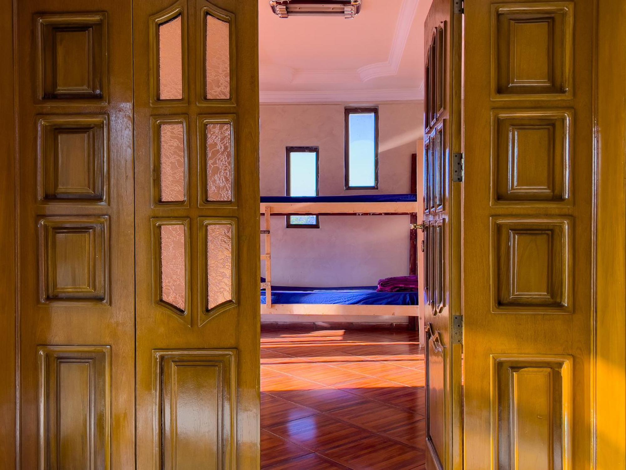 Mad Vervet Backpackers Hostel แอดดิสอาบาบา ภายนอก รูปภาพ